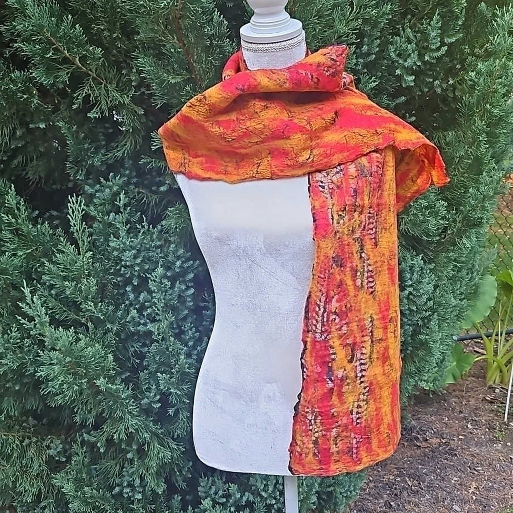 Scarf Handcrafted Wool and silk NWT 60